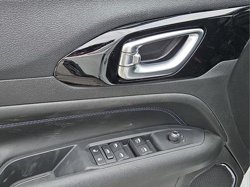 New 2026 Jeep Compass Latitude w/ Quick Order Package 29K image 13