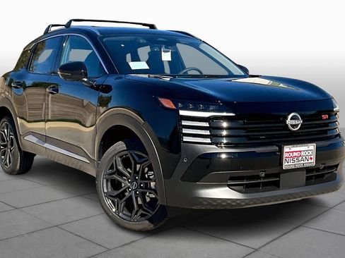 New 2026 Nissan Kicks SR w/ Illumination Package FWD image 2