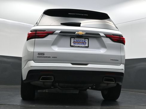 Used 2023 Chevrolet Traverse Premier AWD/4WD image 52