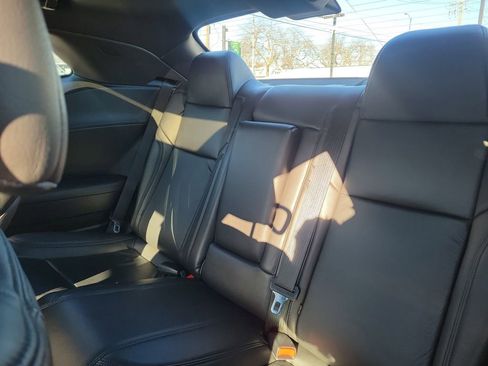 Certified 2018 Dodge Challenger R/T Scat Pack w/ Driver Convenience Group image 11