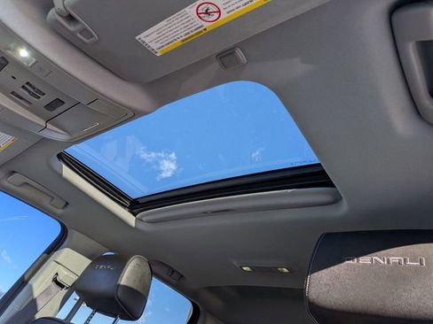 Used 2016 GMC Sierra 3500 Denali w/ Duramax Plus Package image 16