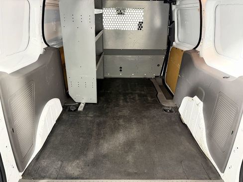 Used 2021 Ford Transit Connect XL FWD image 16