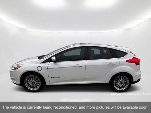 Used 2016 Ford Focus Electric Hatchback FWD image 9