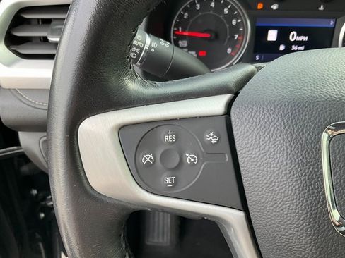 Used 2020 GMC Acadia SLT image 11