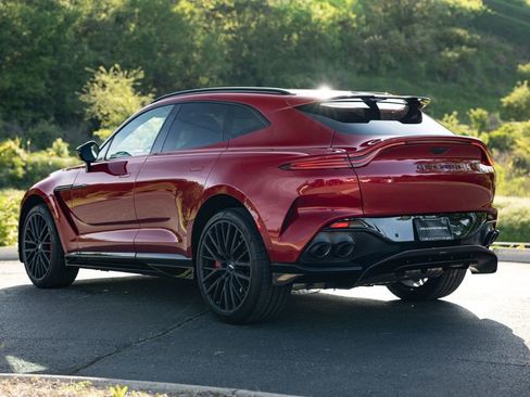 Used 2024 Aston Martin DBX 707 AWD/4WD image 4