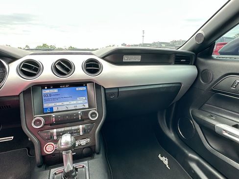 Used 2017 Ford Mustang GT Premium w/ Equipment Group 401A RWD image 19