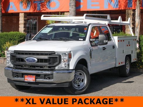 Used 2022 Ford F350 XL w/ Power Equipment Group image 4