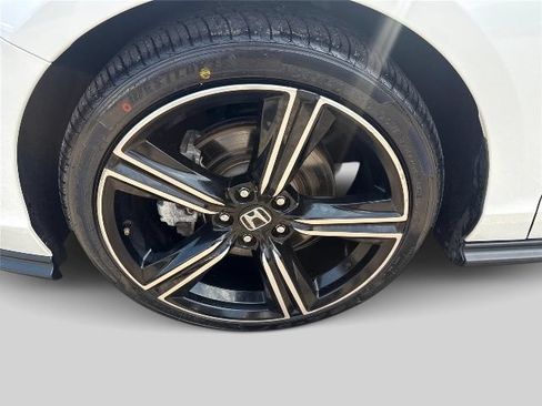 Used 2023 Honda Accord Sport image 28