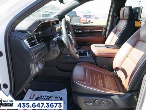 Used 2024 GMC Yukon Denali Ultimate image 11
