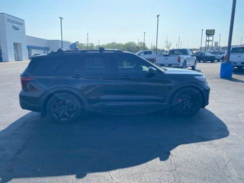 Used 2020 Ford Explorer ST w/ ST Street Pack AWD/4WD image 7