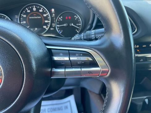 Used 2021 MAZDA CX-30 FWD 2.5 S w/ Premium Package image 17