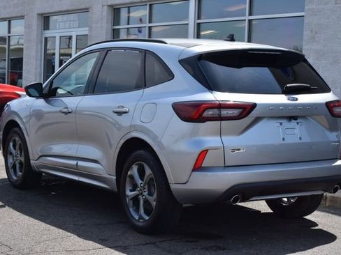 Used 2023 Ford Escape ST-Line AWD/4WD image 8