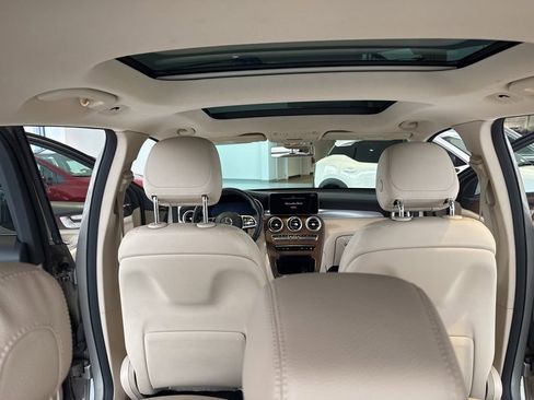 Used 2020 Mercedes-Benz GLC 300 4MATIC image 26