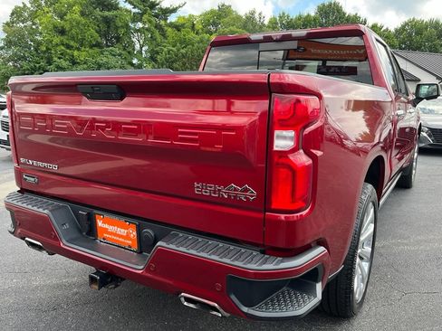 Used 2020 Chevrolet Silverado 1500 High Country w/ Technology Package AWD/4WD image 12