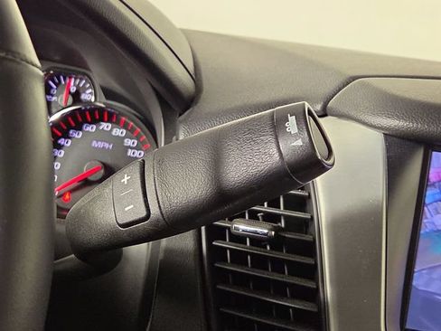 Used 2016 GMC Yukon XL SLT AWD/4WD image 21