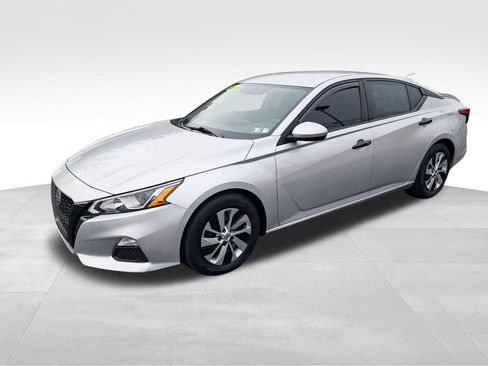 Used 2019 Nissan Altima 2.5 S image 2