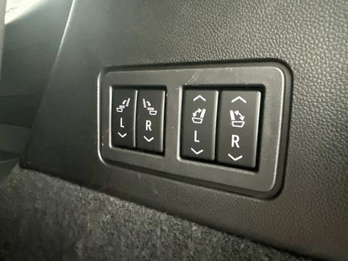 Certified 2024 Cadillac XT6 Premium Luxury AWD/4WD image 27
