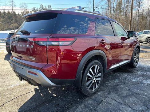 Used 2023 Nissan Pathfinder Platinum image 7