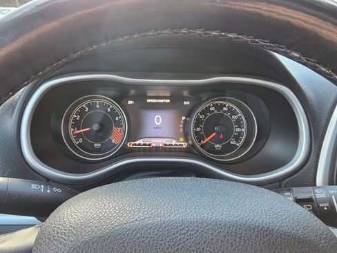 Used 2015 Jeep Cherokee Trailhawk w/ Comfort/Convenience Group image 12