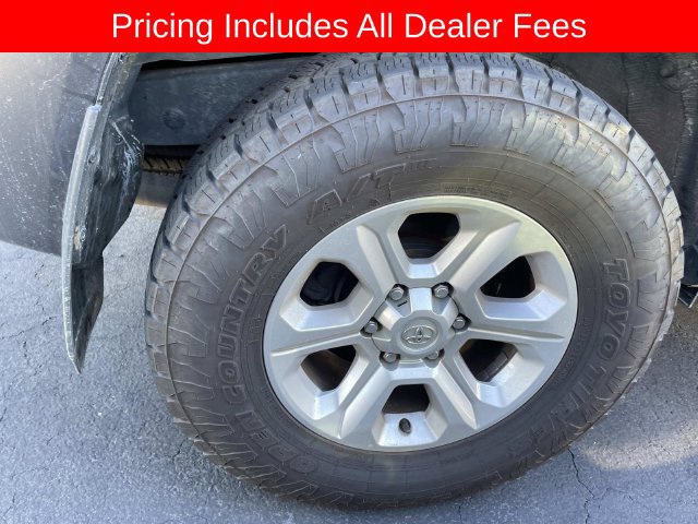 Used 2022 Toyota 4Runner SR5 Premium AWD/4WD image 9