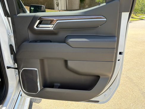 Used 2026 Chevrolet Silverado 1500 LT RWD image 16