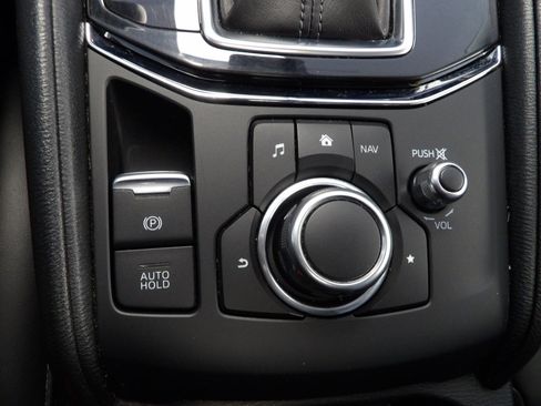 Used 2018 MAZDA CX-5 Touring w/ Preferred Equipment Package image 33