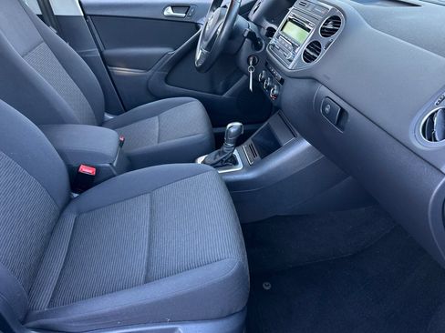 Used 2014 Volkswagen Tiguan S AWD/4WD image 16