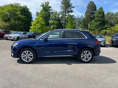 Used 2025 Audi Q3 2.0T Premium w/ Convenience Package AWD/4WD image 3