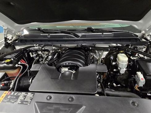 Used 2017 Chevrolet Silverado 1500 High Country image 55