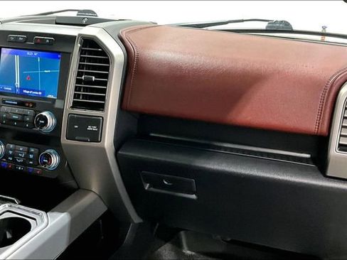 Used 2019 Ford F150 Platinum w/ Max Trailer Tow Package AWD/4WD image 28