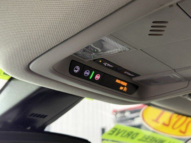 Certified 2023 GMC Acadia SLE w/ Driver Convenience Package AWD/4WD image 14