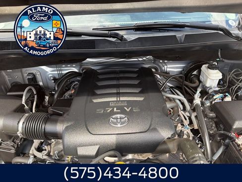 Used 2016 Toyota Tundra SR5 w/ TRD Off Road Package AWD/4WD image 21