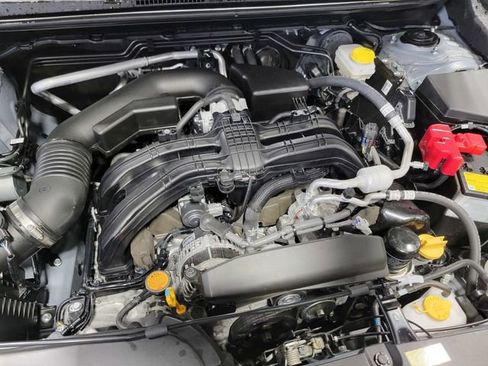 Used 2025 Subaru Crosstrek 2.0i Premium image 35