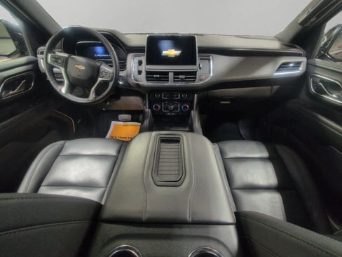 Used 2024 Chevrolet Suburban LT image 10