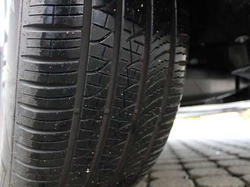 Used 2023 Mercedes-Benz EQB 300 4MATIC image 13