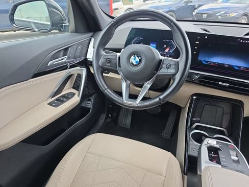 Used 2023 BMW X1 xDrive28i w/ Convenience Package AWD/4WD image 10
