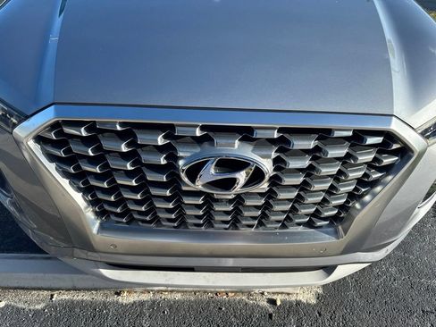 Used 2021 Hyundai Palisade Limited FWD image 3