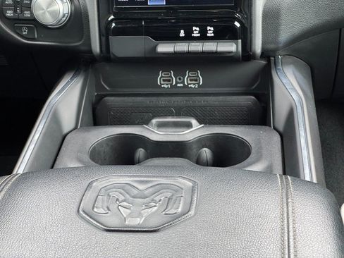 Used 2025 RAM 1500 Laramie AWD/4WD image 16