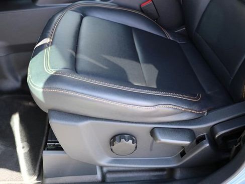 Used 2022 Ford Bronco Badlands image 12