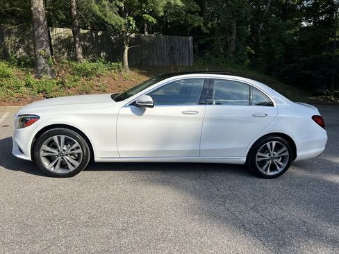 Used 2019 Mercedes-Benz C 300 4MATIC Sedan image 5