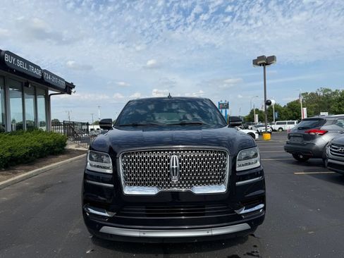 Used 2021 Lincoln Navigator Reserve AWD/4WD image 2