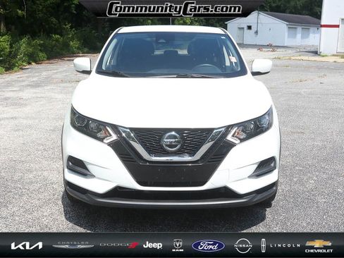 Used 2021 Nissan Rogue Sport S image 10