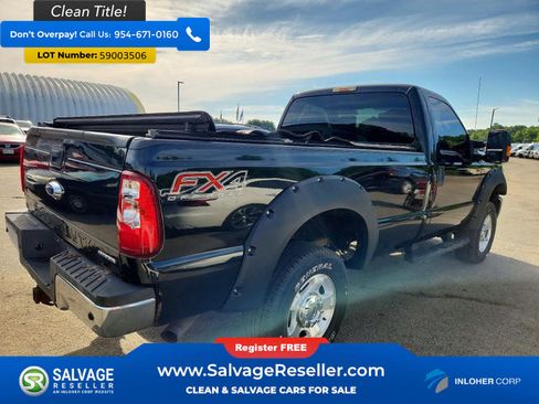 Used 2015 Ford F250 XLT w/ XLT Value Package AWD/4WD image 4