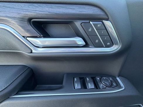 New 2026 GMC Sierra 1500 SLT w/ SLT Premium Plus Package image 23