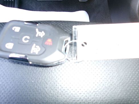 Used 2019 GMC Yukon SLT w/ Open Road Package image 26