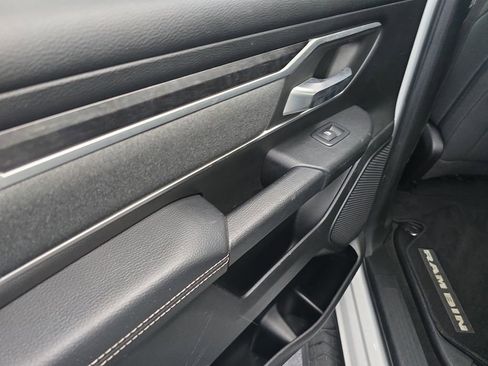 Used 2021 RAM 1500 Big Horn image 12