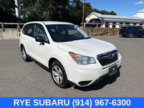 Used 2015 Subaru Forester 2.5i AWD/4WD image 1