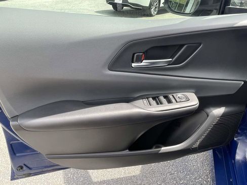 Used 2025 Toyota Prius XLE FWD image 15