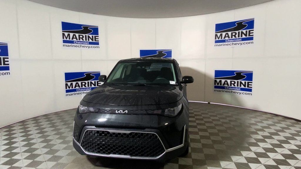 Used 2024 Kia Soul LX FWD image 5