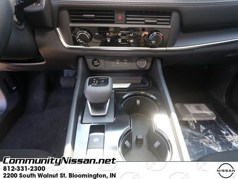 New 2026 Nissan Rogue S image 16